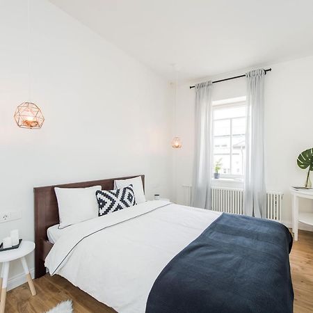 Stylish Apartment In The Heart Of Kaunas Old Town Exteriör bild