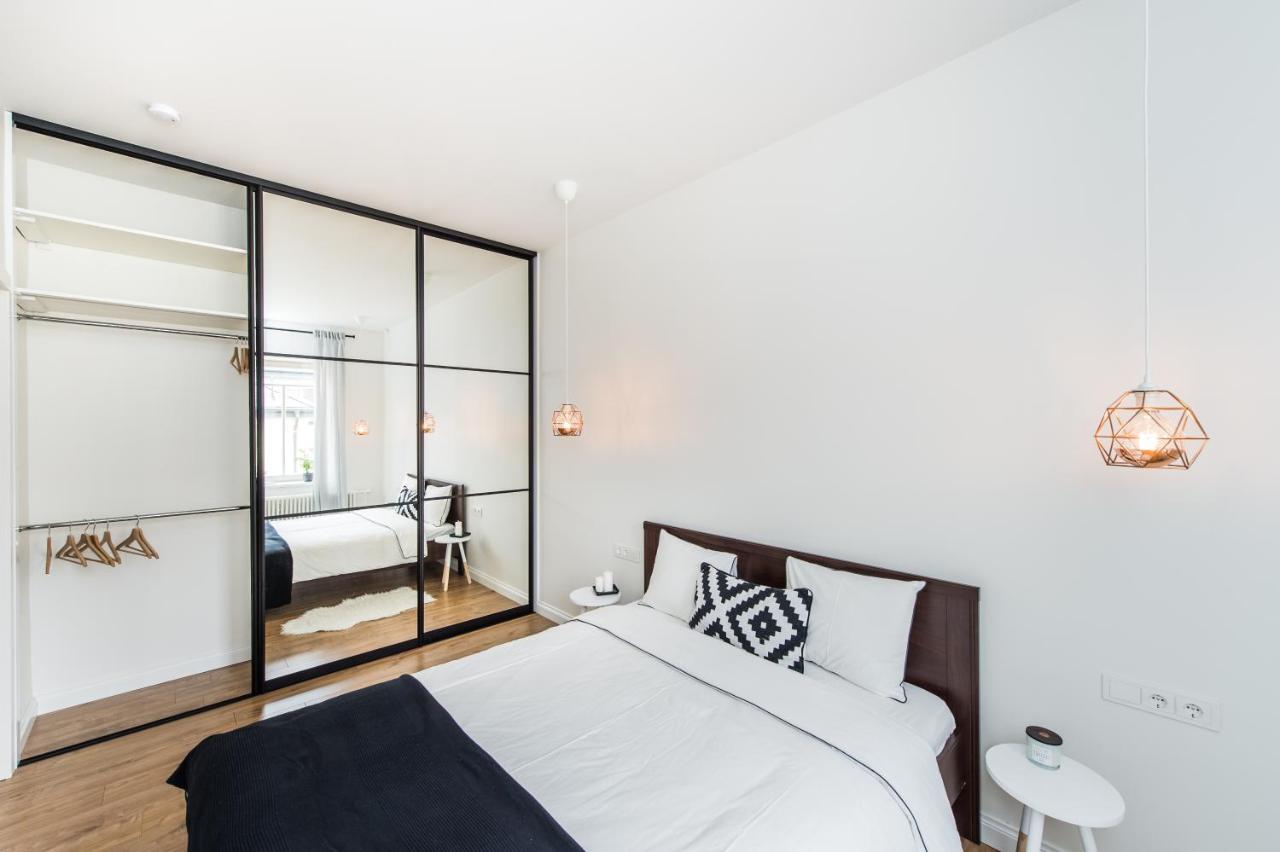 Stylish Apartment In The Heart Of Kaunas Old Town Exteriör bild