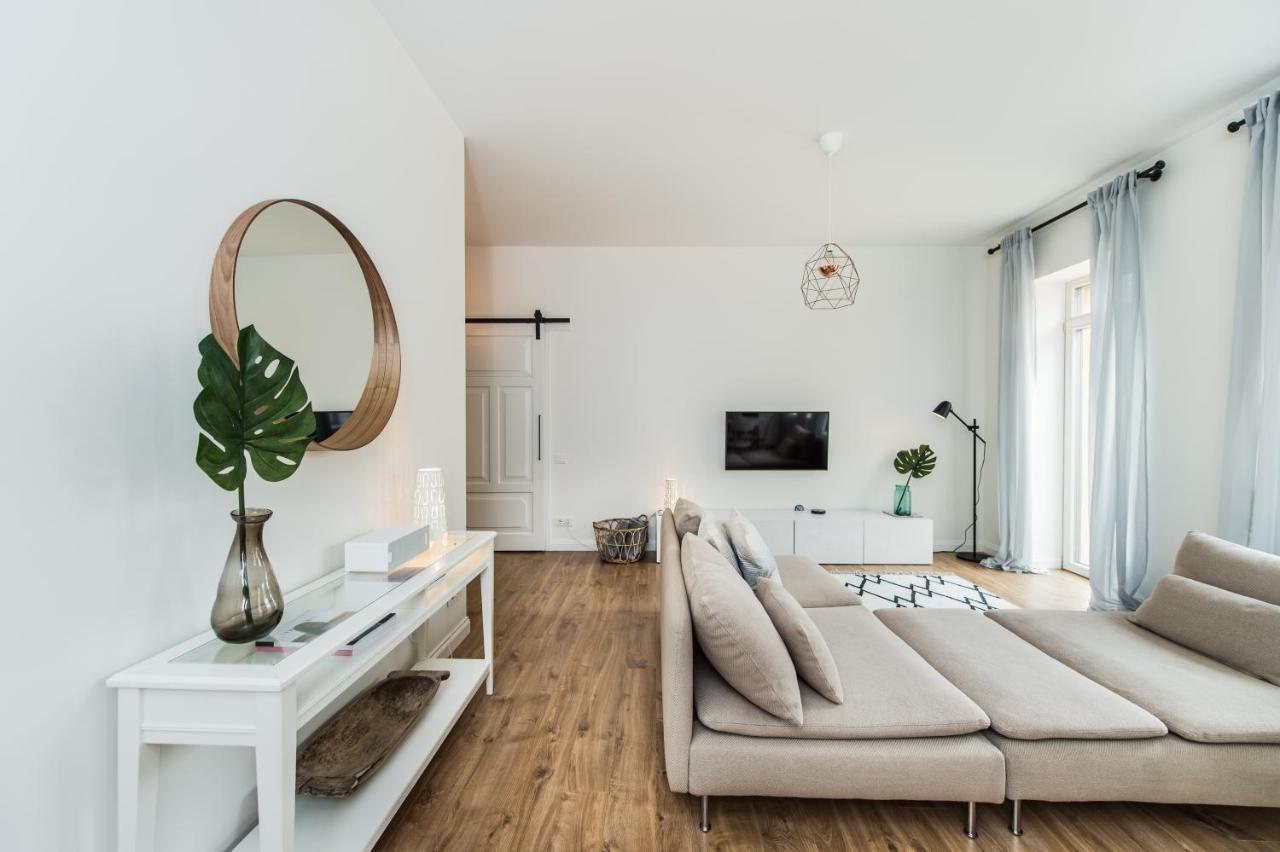 Stylish Apartment In The Heart Of Kaunas Old Town Exteriör bild