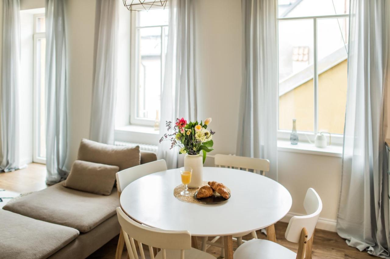 Stylish Apartment In The Heart Of Kaunas Old Town Exteriör bild